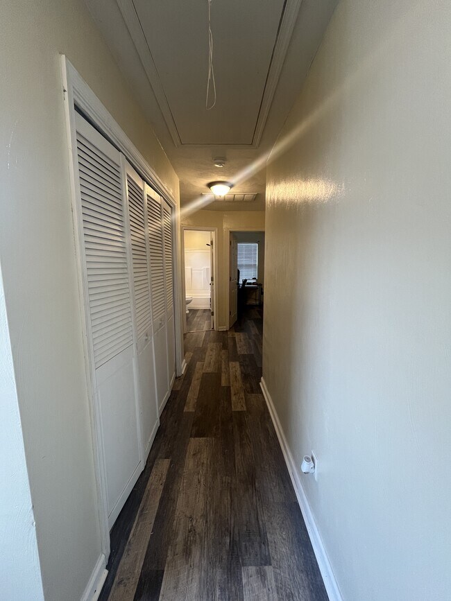 Building Photo - 1404 Marsh St