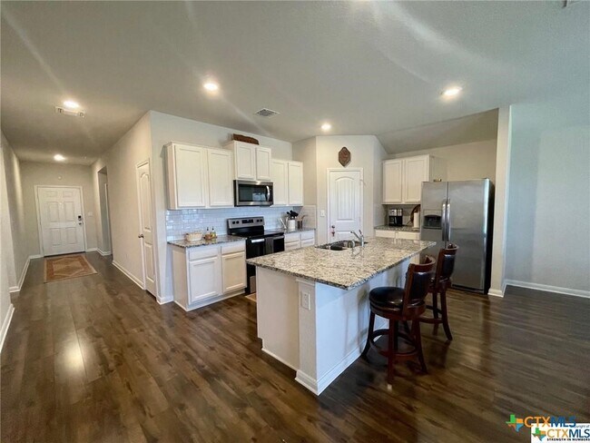 Building Photo - 2125 Wood Drake Ln