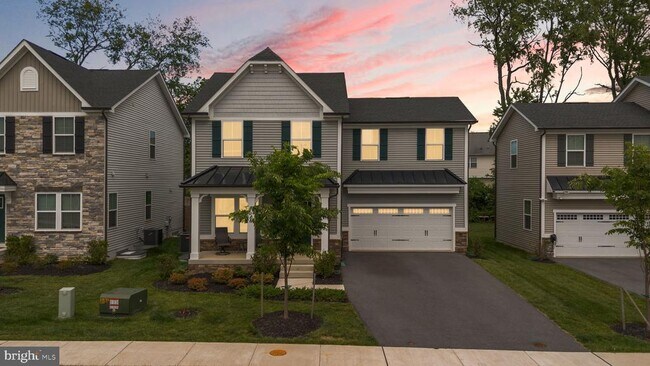Building Photo - 1713 Aurora Way