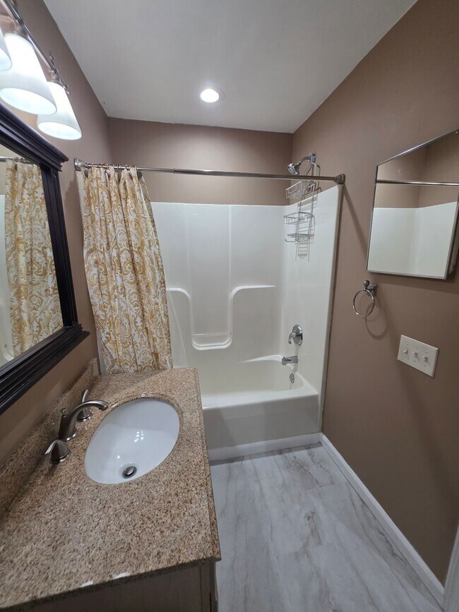 Building Photo - Waters Edge Condos