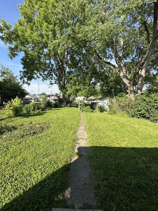 Building Photo - 1531 Johnson Ave
