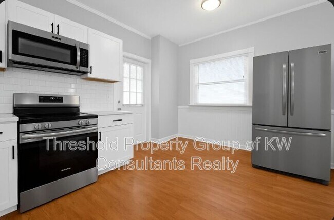 Building Photo - 342-344 East Morrill Avenue