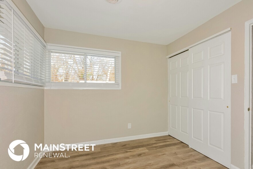 Building Photo - 8412 Chalons Ct