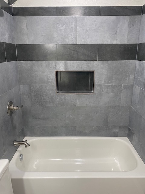 Building Photo - 10047 S Fairview Dr