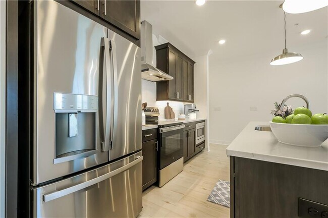 Building Photo - 514 Alice Wy