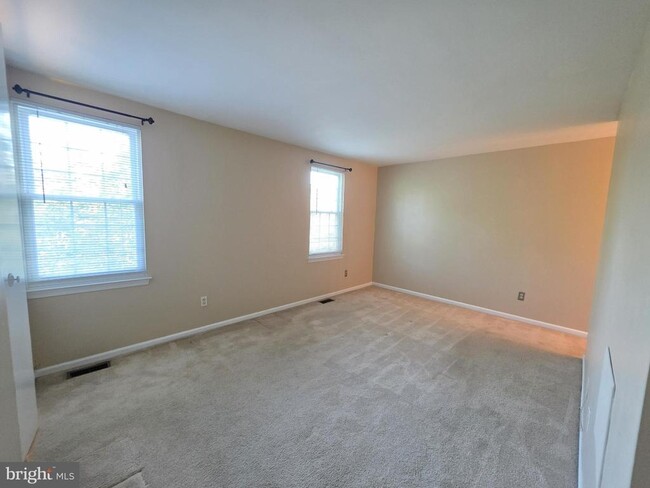 Building Photo - 6505 China Grove Ct