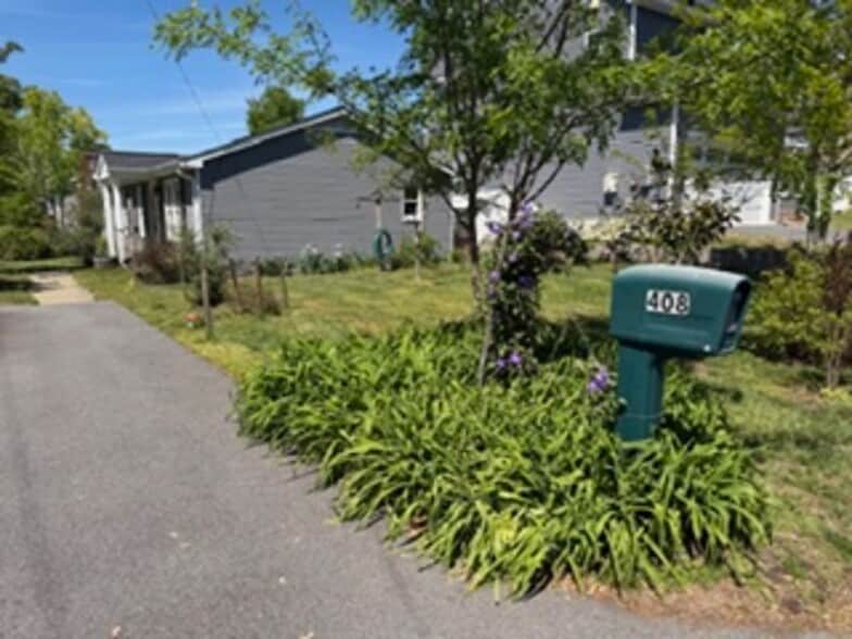 Building Photo - 408 Salisbury Rd