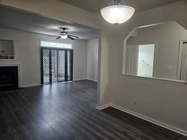 Building Photo - 13 Tidal Ct