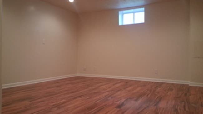 Building Photo - 2303 Morrie Dr