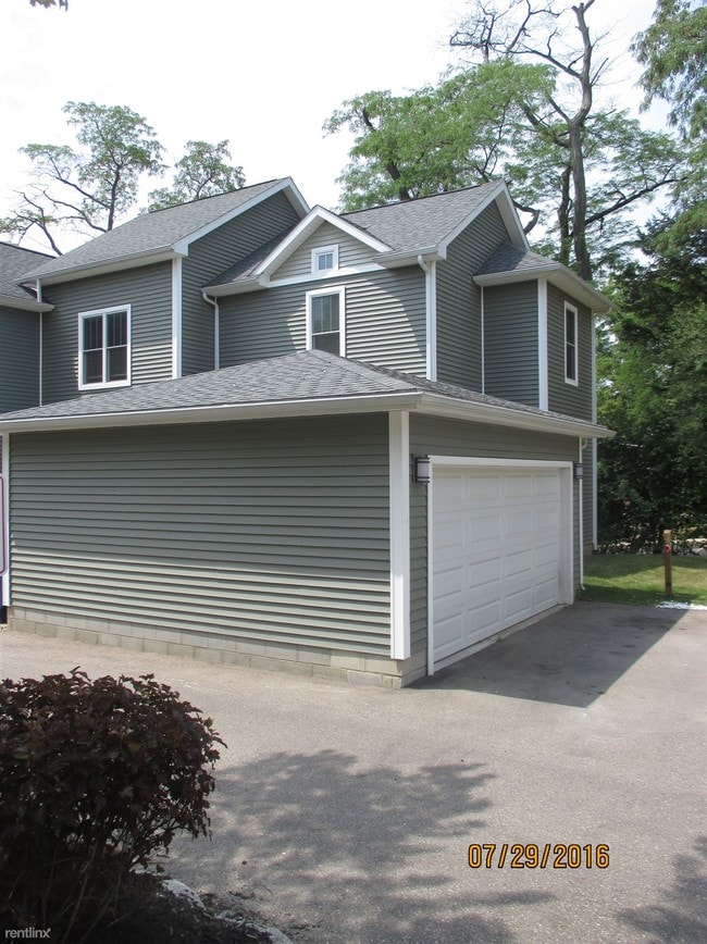 Building Photo - 4 br, 3 bath Condo - 1908 Geddes Ave 1908 ...