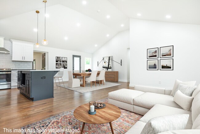 Building Photo - Eastland Rd - House