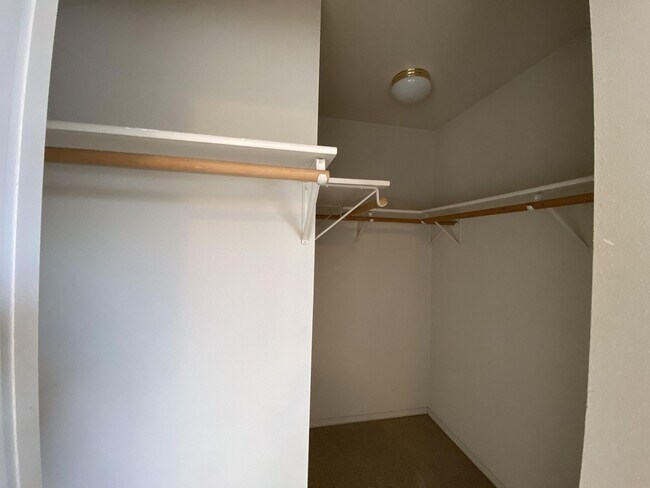 Building Photo - Garfield St Duplex