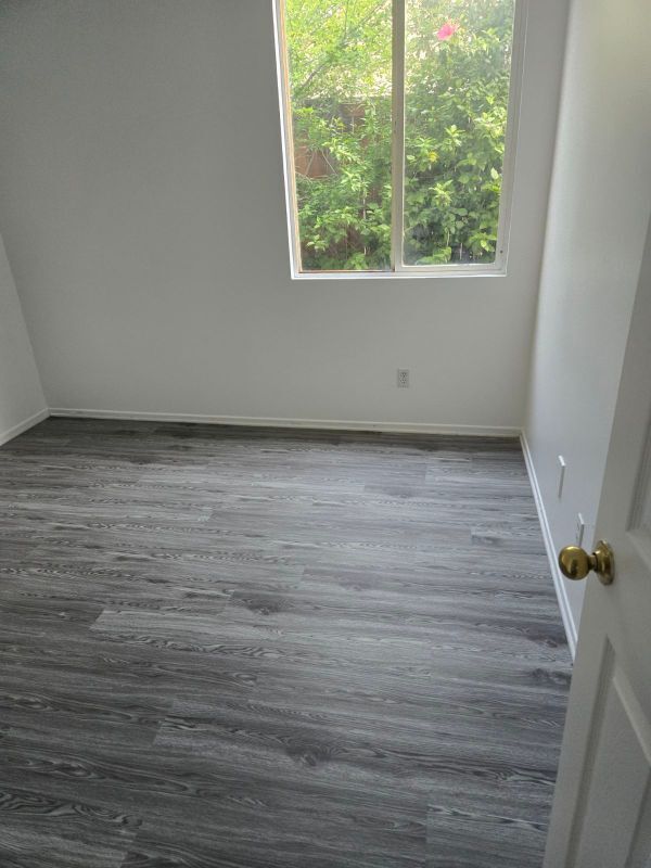 Building Photo - 421 Steiner Dr