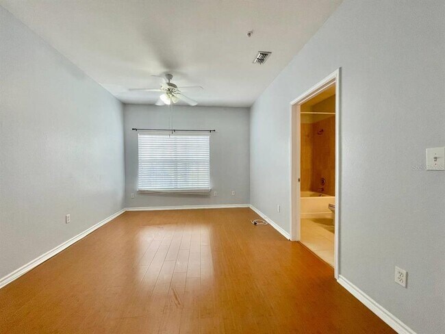 Building Photo - 4333 Bayside Village Dr
