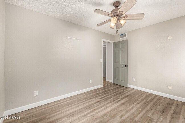 Building Photo - 18653 N 43rd Dr