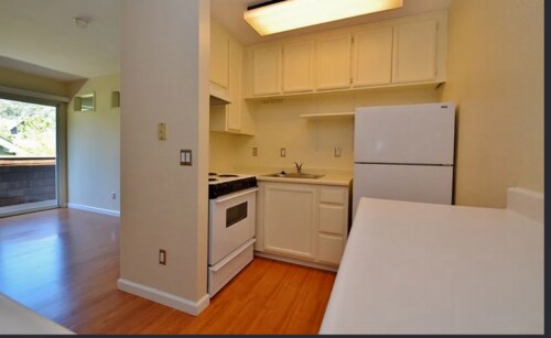 Building Photo - 190 Union St