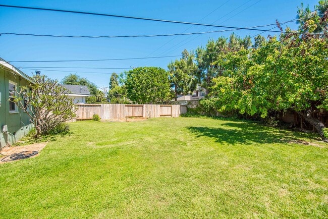 Building Photo - 20092 Bayview Ave