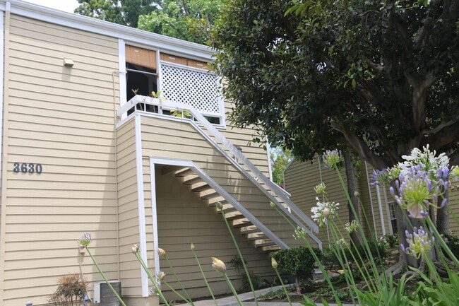Building Photo - 3630 S Bear St