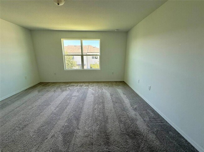 Building Photo - 476 Madison Dr