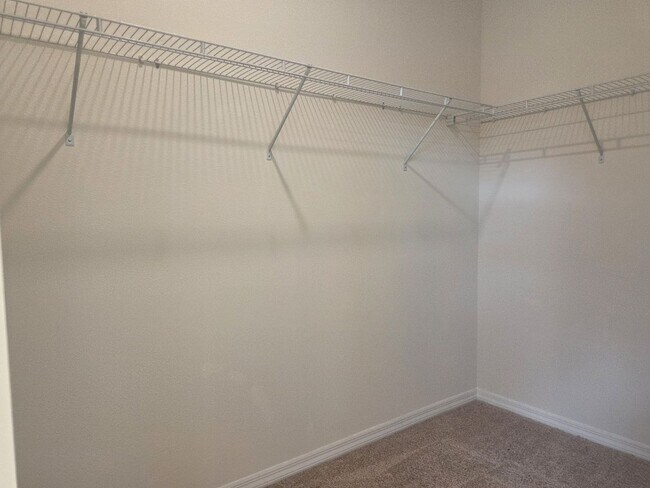 Building Photo - 55+ Gated Community at Palms at Serenoa