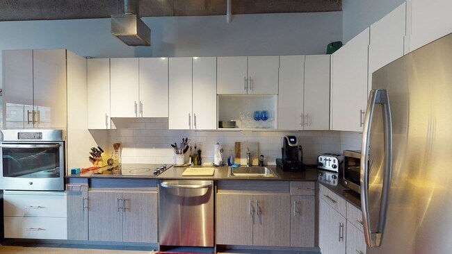 Building Photo - 15 Richdale Ave