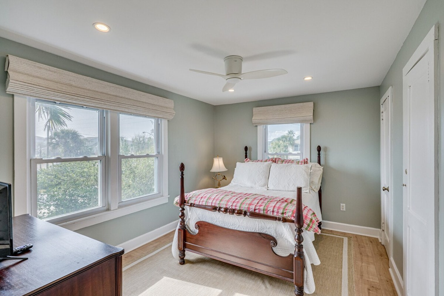 Building Photo - 1718 S Fletcher Ave