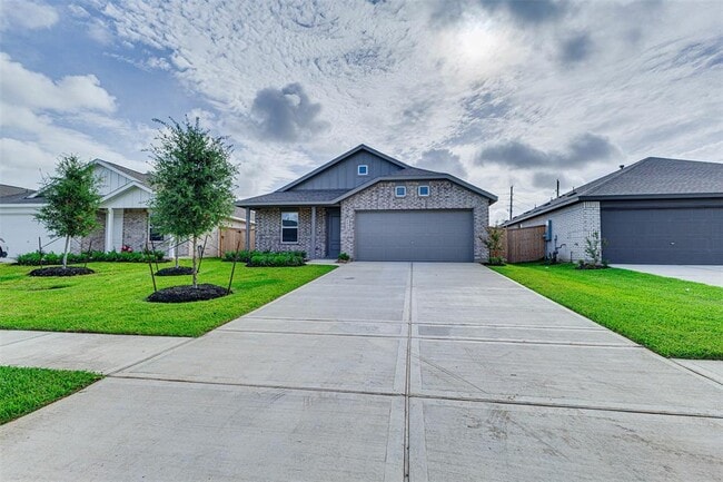 Building Photo - 6606 Tricolor Beech Ln
