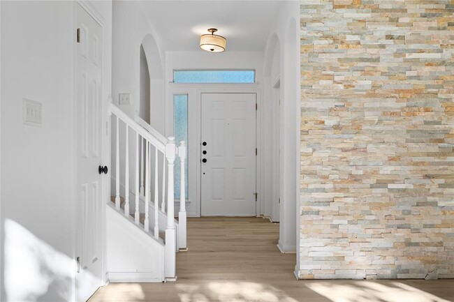 Building Photo - 2209 Boneset Trail