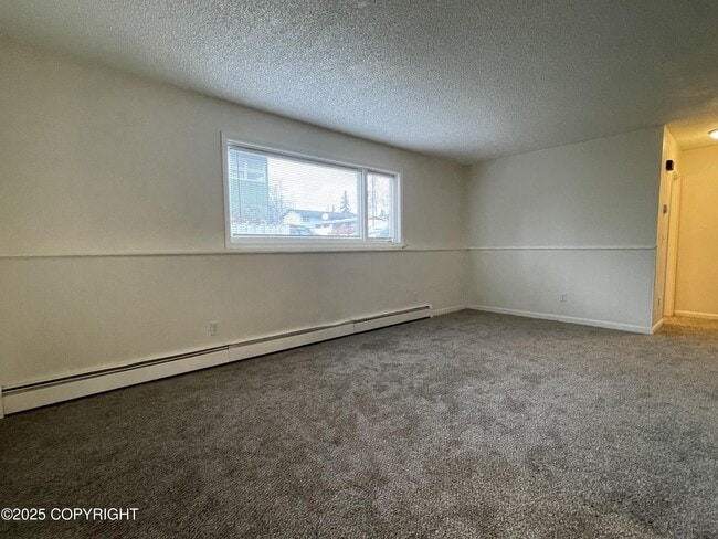 Building Photo - 2746 W 42nd Ave