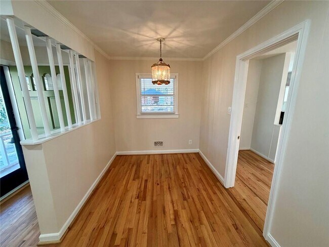 Building Photo - 1648 Hammond Woods Cir SW