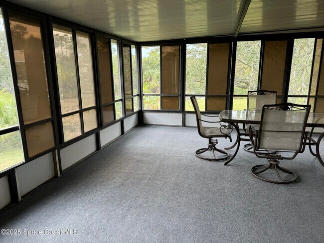 Building Photo - 3439 Quail Ct