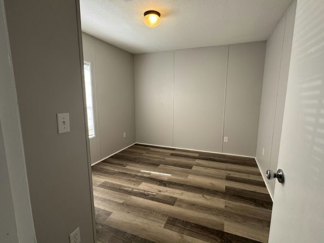 Building Photo - 9330 Sunset Dr