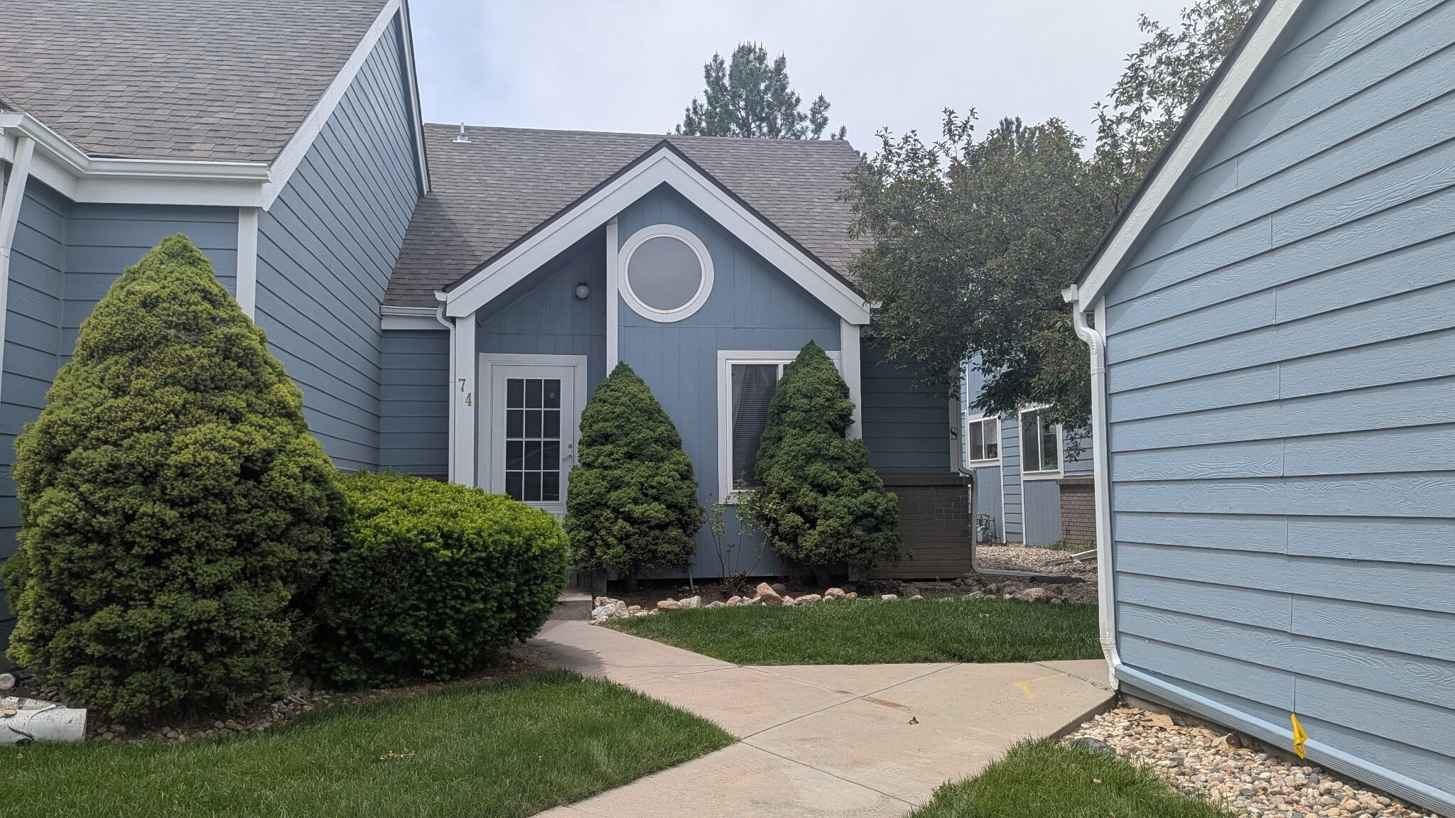 Building Photo - 2929 Ross Dr