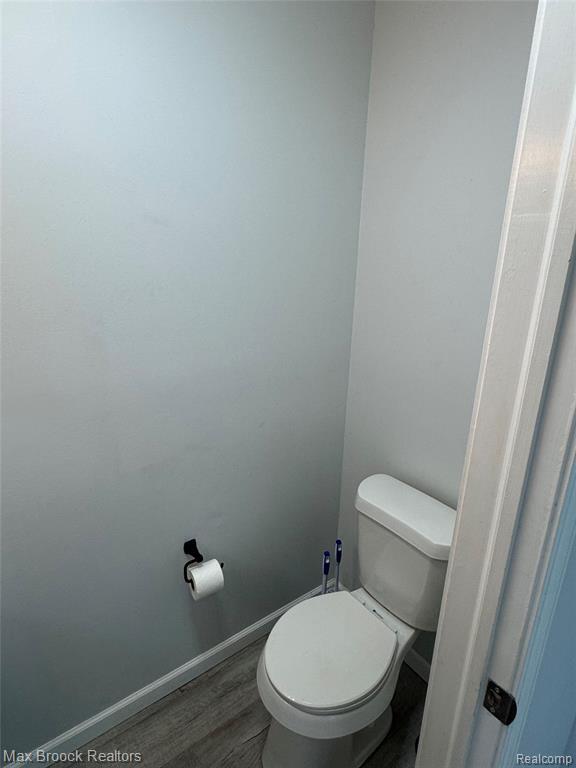 Building Photo - 35865 Ashford Dr
