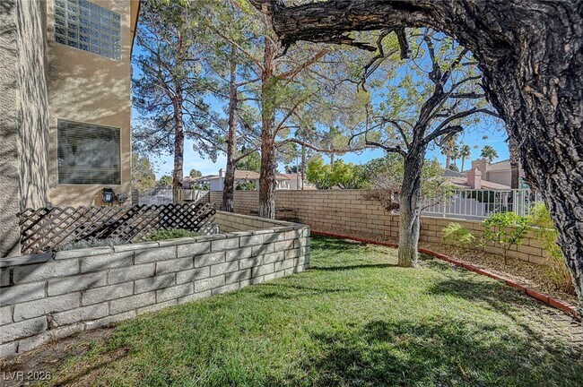 Building Photo - 9433 Angelfish Dr