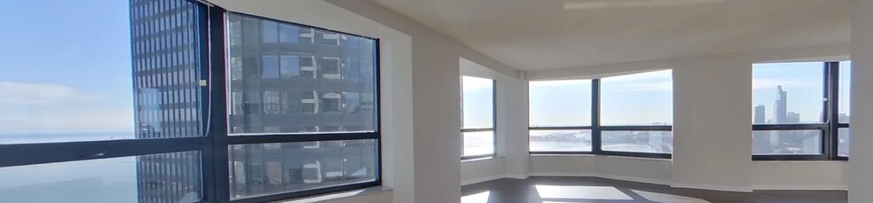 Building Photo - 187 N Westshore Dr