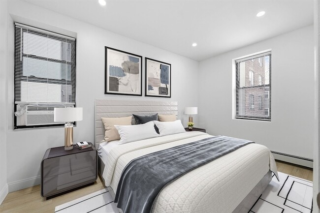 Building Photo - 803 West St