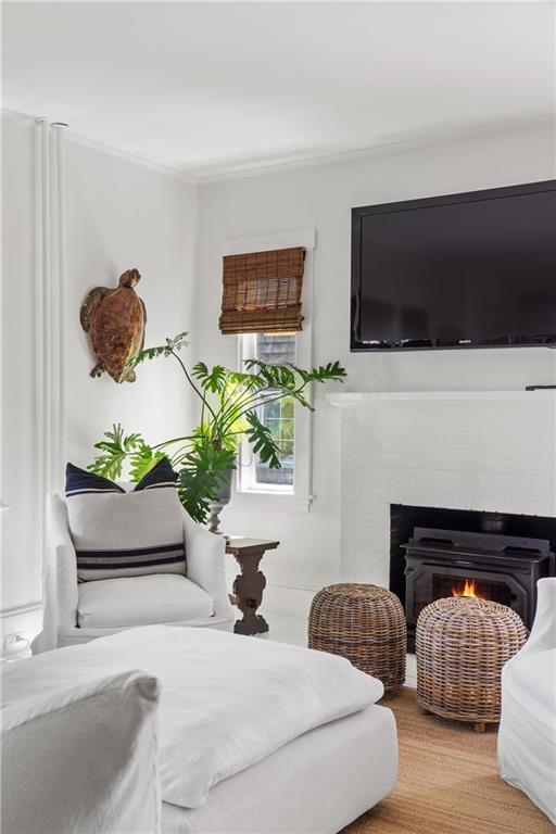 Building Photo - 193 Coggeshall Ave