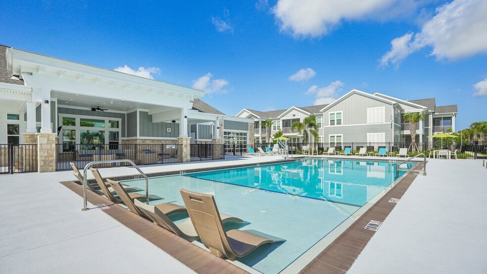 Primary Photo - Springs at Daniels Parkway