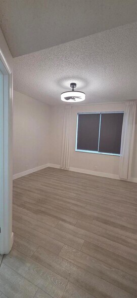 Building Photo - 5448 Jubilee Way