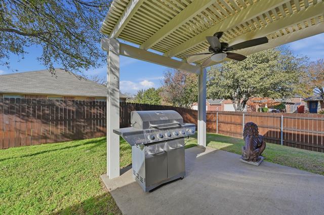 Building Photo - 3321 Versante Dr