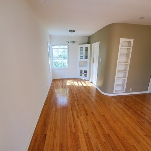 Building Photo - 847 12th St