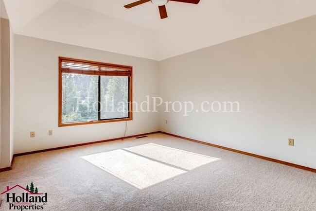 Building Photo - Coming Soon! Beautiful Portland Home in Bethany Neighborhood!!!