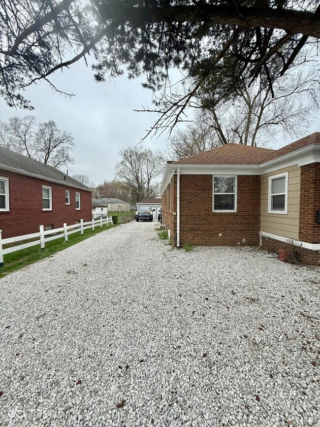 Building Photo - 3310 N Keystone Ave