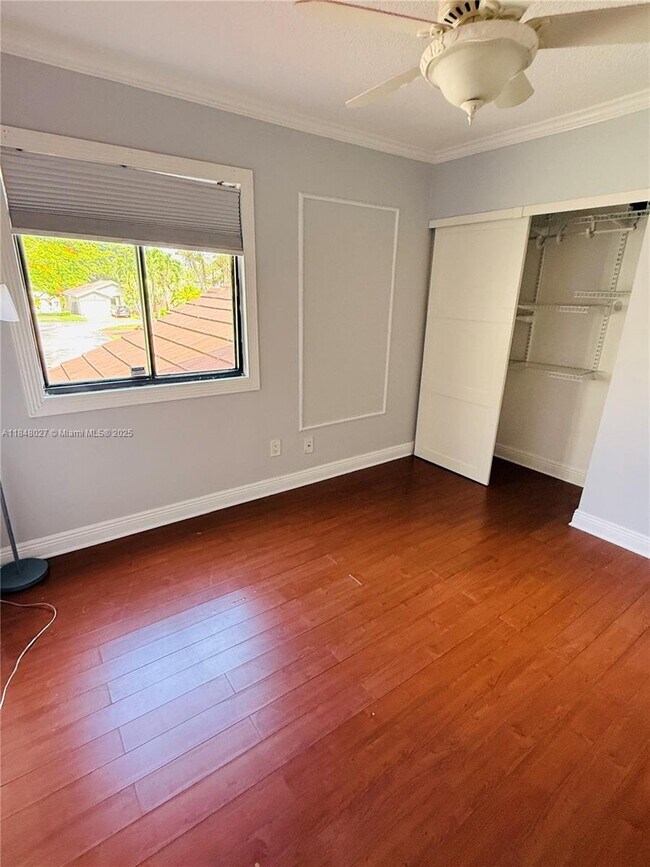 Building Photo - 9530 SW 148th Pl