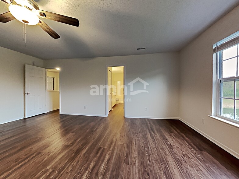 Building Photo - 3122 Earlswood Ln