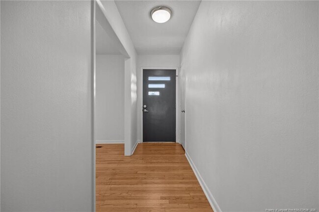 Building Photo - 5419 Laramie Ct