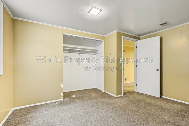 Building Photo - 2727 S Steele St