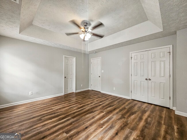 Building Photo - 3051 Red Oak Trail