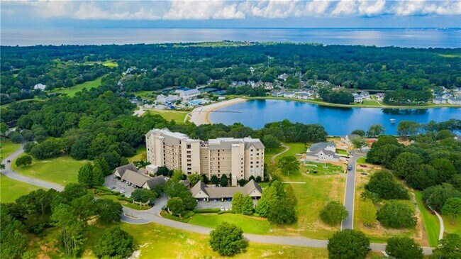 Building Photo - 18269 Colony Dr Dr